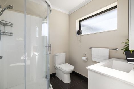 Photo of property in 57 Oteki Park Drive, Welcome Bay, Tauranga, 3112