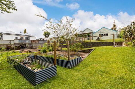 Photo of property in 22 Cutfield Street, Inglewood, 4330