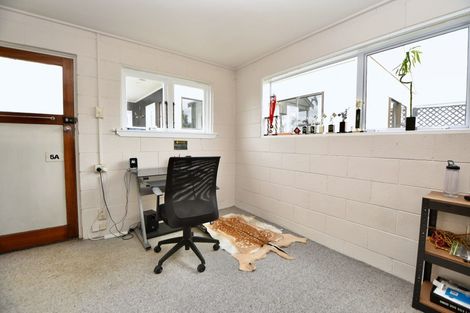 Photo of property in 2 Mckenzie Terrace, Carterton, 5713