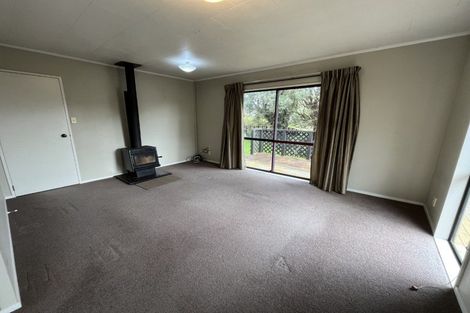 Photo of property in 2 Rata Street, Tokomaru, Palmerston North, 4474