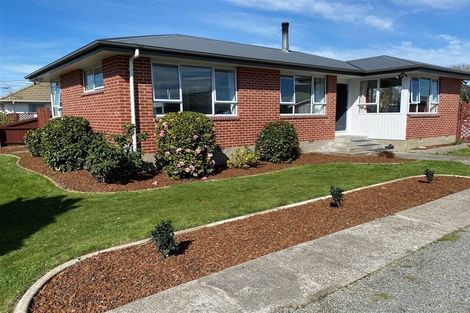 Photo of property in 41 Mortlake Street, Islington, Christchurch, 8042