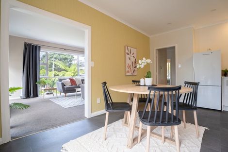 Photo of property in 60 The Drive, Tawa, Wellington, 5028