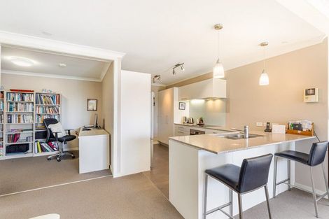 Photo of property in 33 Parkside Drive, Orewa, 0931