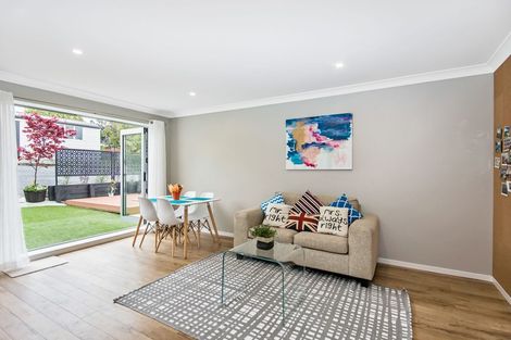 Photo of property in 211 Royal Road, Massey, Auckland, 0614
