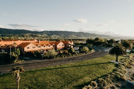 Photo of property in Orchard Cottages, 312/6 Point Road, Monaco, Nelson, 7011