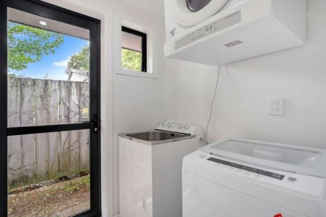 Photo of property in 215a Fox Street, Hamilton East, Hamilton, 3216