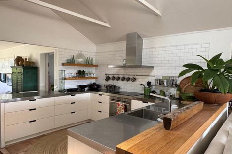 Photo of property in 42 Pipi Street, Te Awanga, 4102