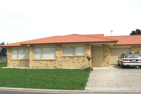 Photo of property in 8 Carlas Way, Ranui, Auckland, 0612