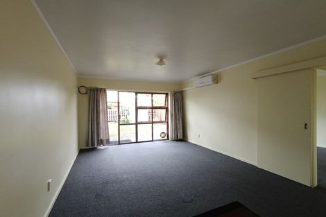 Photo of property in 2/21 Wanaka Place, Pakuranga Heights, Auckland, 2010