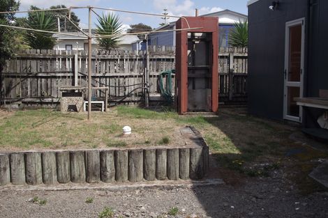 Photo of property in 26 Broadway Road, Waihi Beach, 3611