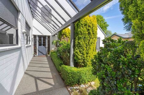 Photo of property in 12 Grangewood Lane, Burnside, Christchurch, 8053
