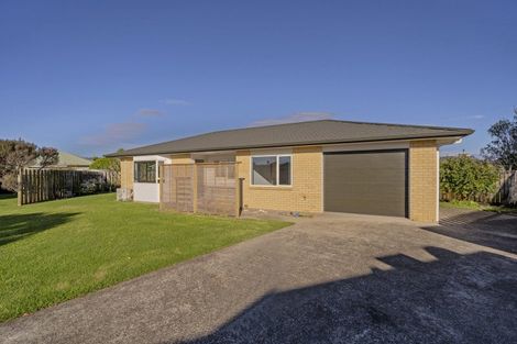 Photo of property in 8 Seascape Avenue, Whitianga, 3510