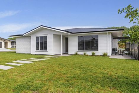 Photo of property in 28 Bastille Court, Rangatira Park, Taupo, 3330