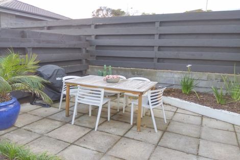 Photo of property in 188 Seaview Road, Westown, New Plymouth, 4310