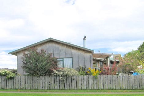 Photo of property in 83 Tamatea Road, Taupo, 3330