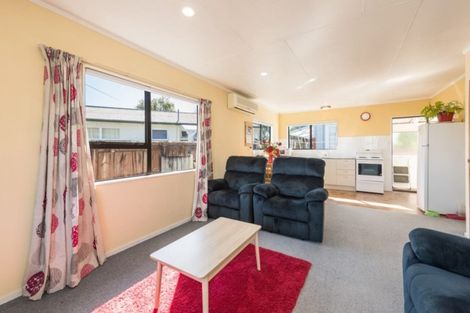 Photo of property in 27 Ranui Road, Stoke, Nelson, 7011