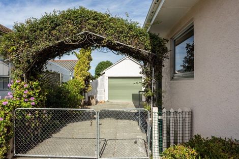 Photo of property in 12 Anzac Avenue, Onekawa, Napier, 4110