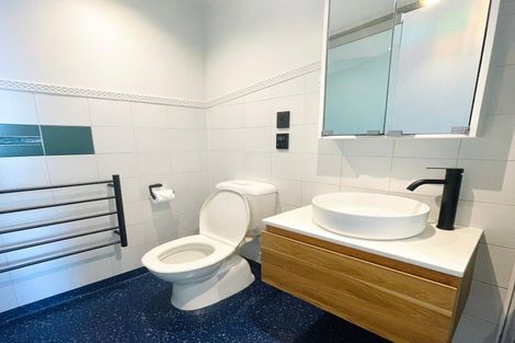 Photo of property in Qba Apartments, 2d/51 Webb Street, Mount Cook, Wellington, 6011