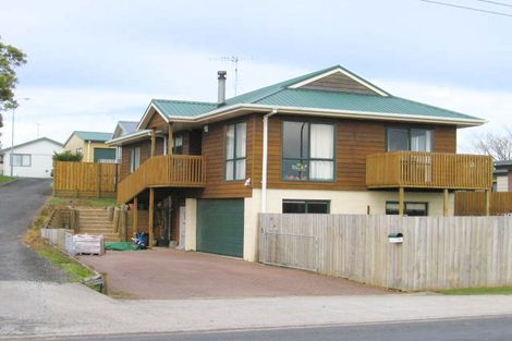 Photo of property in 49 Baverstock Road, Nawton, Hamilton, 3200