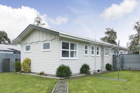 Photo of property in 26 Apollo Parade, Milson, Palmerston North, 4414