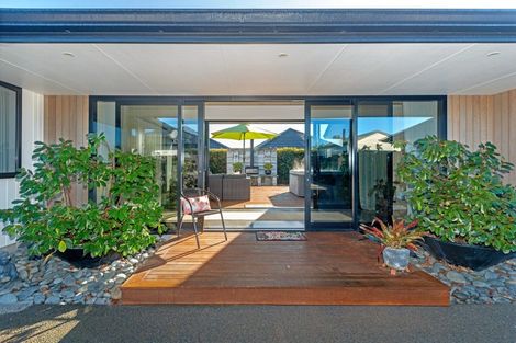 Photo of property in 137 Potae Avenue, Riverdale, Gisborne, 4010