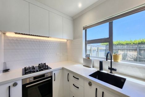 Photo of property in 260 Mark Avenue, Grenada Village, Wellington, 6037