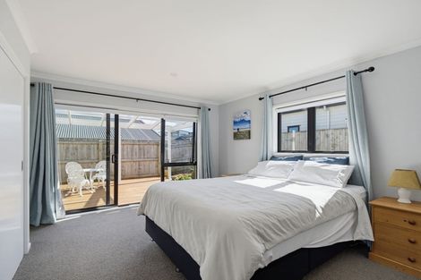 Photo of property in 6 Reserva Crescent, Kumeu, 0810