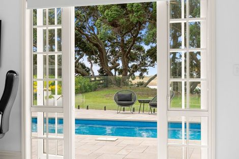 Photo of property in 615 Cove Road, Waipu, 0582