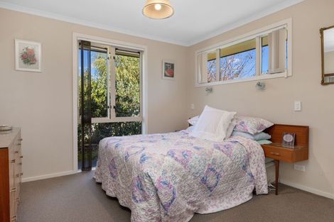 Photo of property in 9 Magnolia Rise, Waipahihi, Taupo, 3330