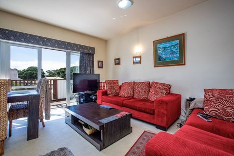 Photo of property in St Giles Court Apartments, 4/6 Vallance Street, Kilbirnie, Wellington, 6022