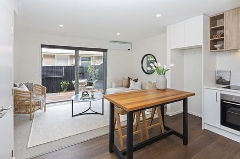 Photo of property in 2/94 Mathesons Road, Phillipstown, Christchurch, 8011