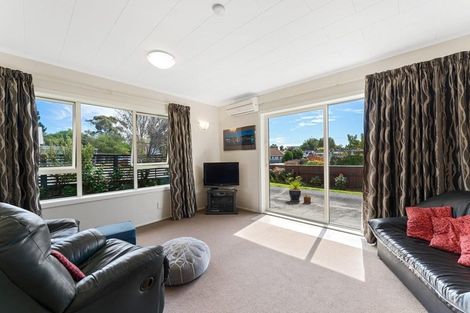 Photo of property in 126a Hillcrest Road, Raumati Beach, Paraparaumu, 5032