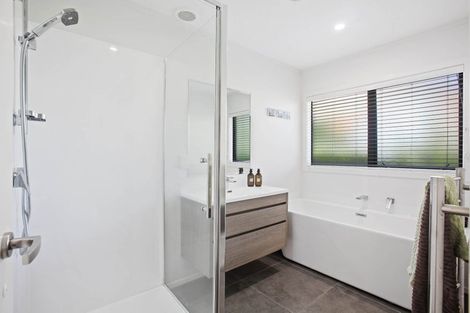 Photo of property in 143 Whitford Road, Somerville, Auckland, 2014