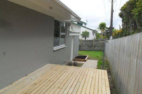 Photo of property in 2/1 Balmain Road, Birkenhead, Auckland, 0626