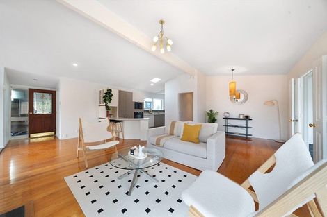 Photo of property in 174 Don Buck Road, Massey, Auckland, 0614