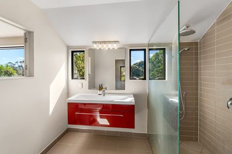 Photo of property in 2/63 Rawene Road, Birkenhead, Auckland, 0626