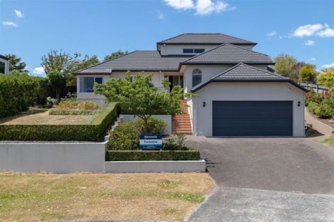 Photo of property in 12 Cadman Court, Rototuna, Hamilton, 3210