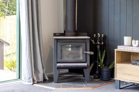 Photo of property in 12 Okoka Road, Omiha, Waiheke Island, 1081