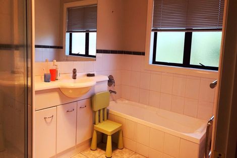 Photo of property in 29 Cottesmore Place, Huntington Park, Auckland, 2013