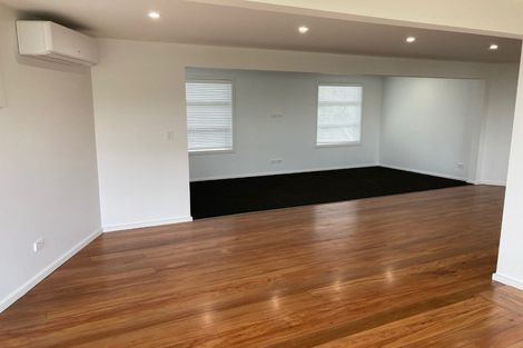 Photo of property in 35 Whanake Street, Titahi Bay, Porirua, 5022