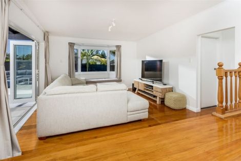 Photo of property in 1 Achilles Crescent, Narrow Neck, Auckland, 0624