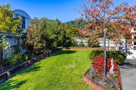 Photo of property in 10 Glentui Place, Waikawa, Picton, 7220