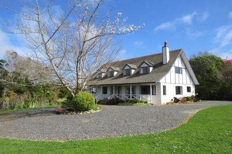 Photo of property in 33 Railway Terrace, Ohau, Levin, 5570