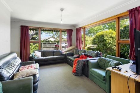Photo of property in 8 Westmont Street, Ilam, Christchurch, 8041