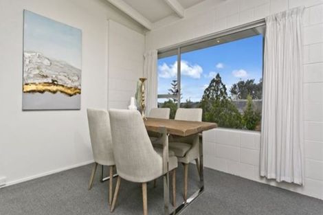 Photo of property in 2/6 Anne Road, Hillcrest, Auckland, 0627