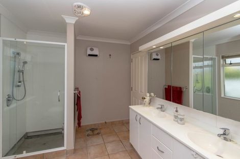 Photo of property in 21a Auckland Road, Greenmeadows, Napier, 4112