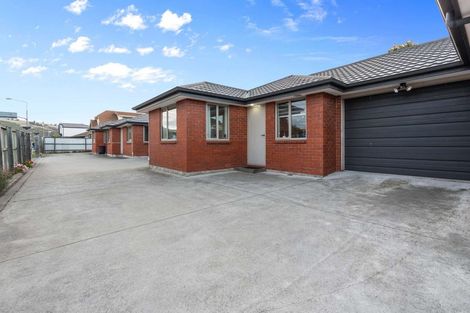 Photo of property in 3/690 Ferry Road, Woolston, Christchurch, 8023