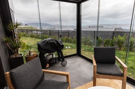 Photo of property in 81 Cedarwood Street, Woodridge, Wellington, 6037