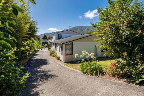 Photo of property in 5 Ranui Street, Waikawa, Picton, 7220