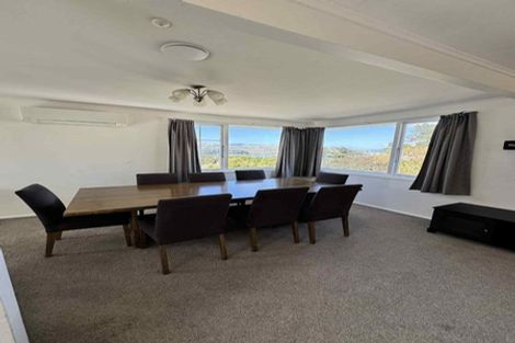 Photo of property in 36 Spur Grove, Titahi Bay, Porirua, 5022